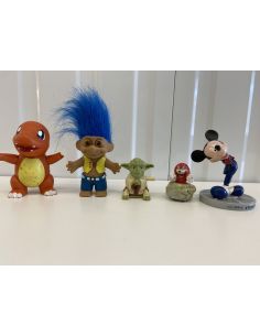 Lot van 5 beeldjes