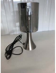 Grijze metalen bedlamp
