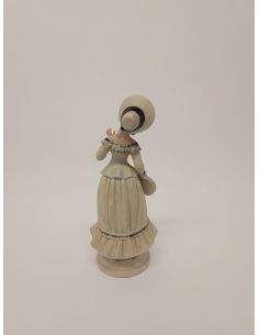 Petite posture porcelaine 2